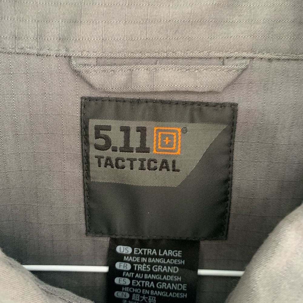 Gray tactical shirt-new wo tags
